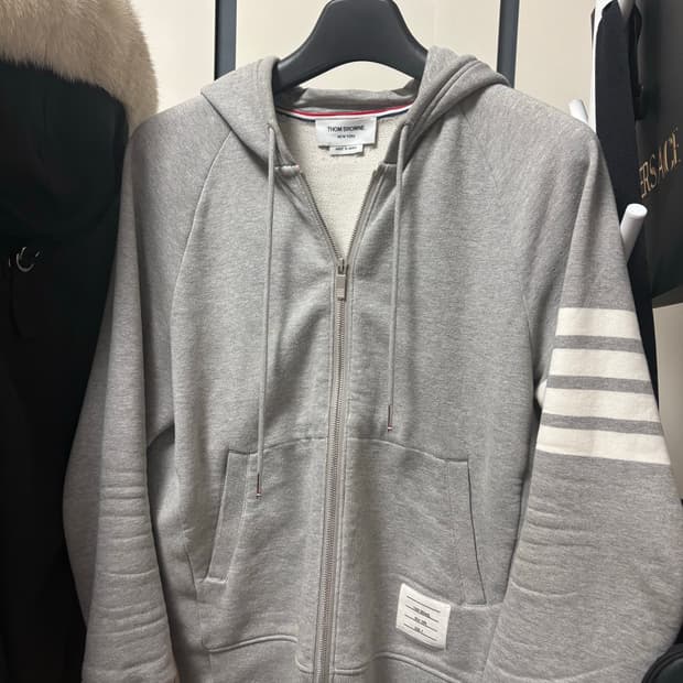 톰브라운 사선 후드집업 그레이 4사이즈