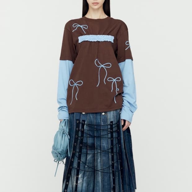 에센셜 프릴 티셔츠