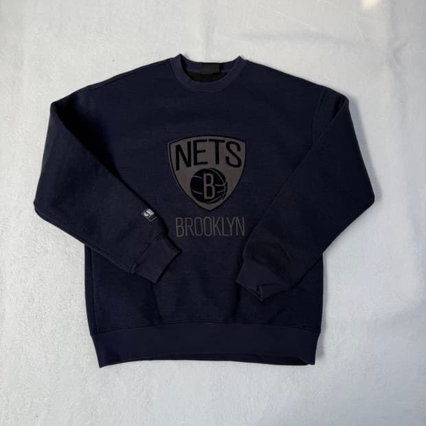 L NBA 브루클린 빅로고 맨투맨 0305T