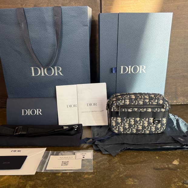 25FW 디올 오블리크 사파리 메신저백 미니