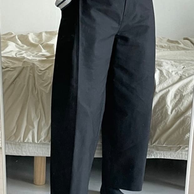 아모멘토 가르송 팬츠