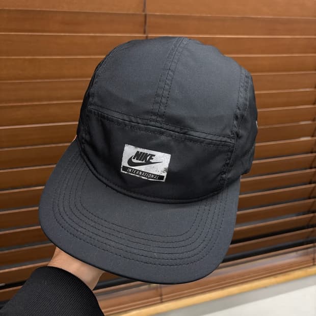 나이키 인터내셔널 슬링 캠프캡 러닝 모자