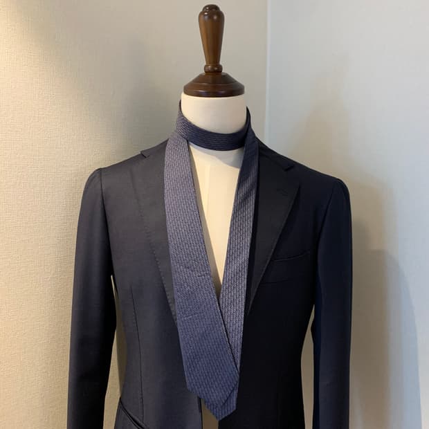 디올 오블리크 자카드 100실크 네이비넥타이 명품 100실크 7.4cm