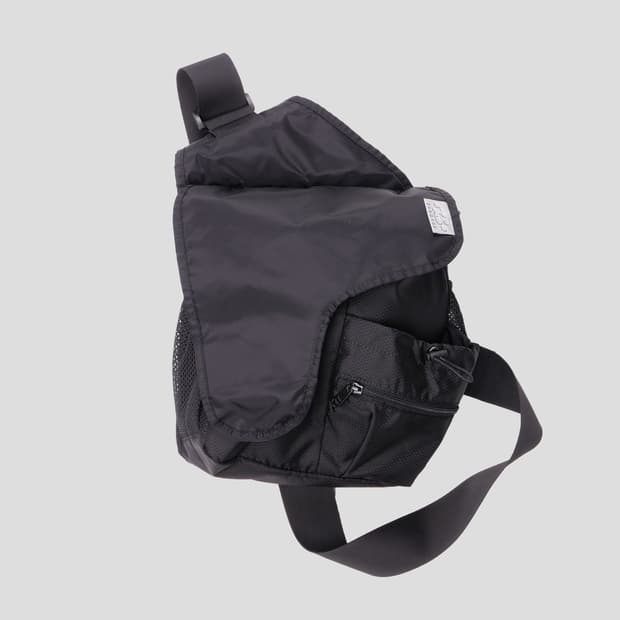 BEAMS x XS BAGGAGE Body bag