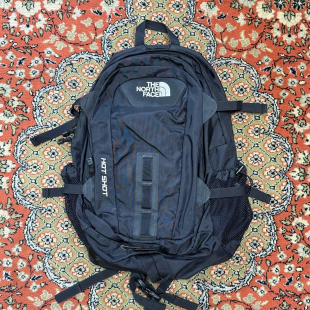 노스페이스 핫샷 백팩 블랙 