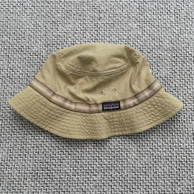 90s khaki beige packable bucket hats