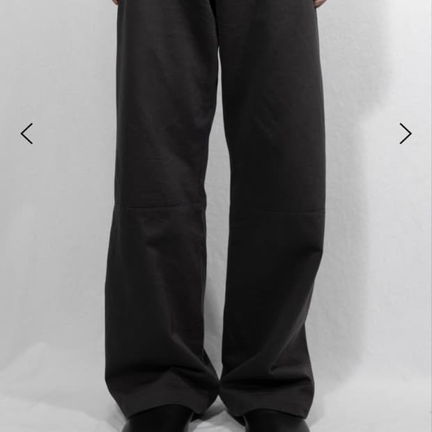 Les Plinth trouser (Charcoal)