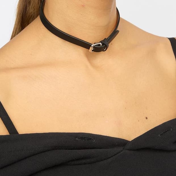 mm6 black leather buckle choker