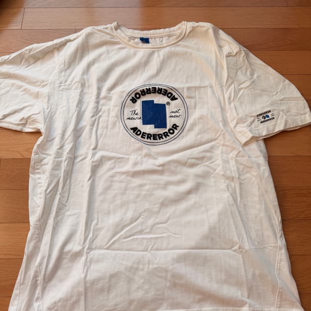 아더에러 컨버스콜라보 티