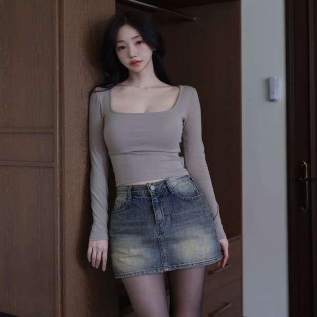 카인다미 옆가슴 볼륨 스퀘어넥 캡내장 긴팔티