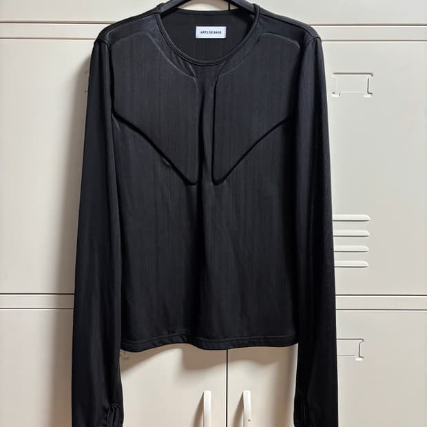 아드베스 블랙 롱슬리브 (Free)