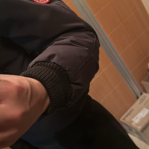 캐나다구스 칠리왁 패딩