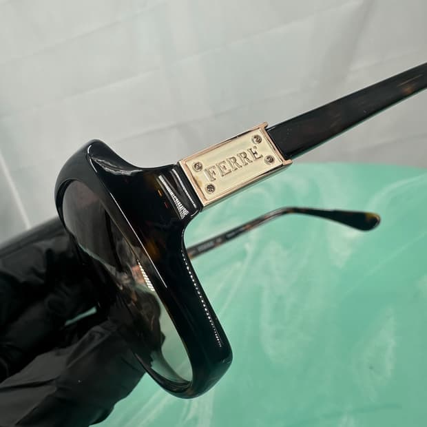 [새상품 무료배송] 지안 프랑코 페레 Made In Italy 선글라스