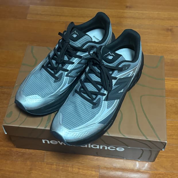 뉴발란스 케일 프레시폼 트레이너 290