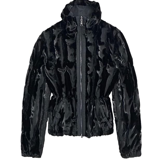 2000‘s 엠포리오 아르마니 리버시블 벨루어 집업