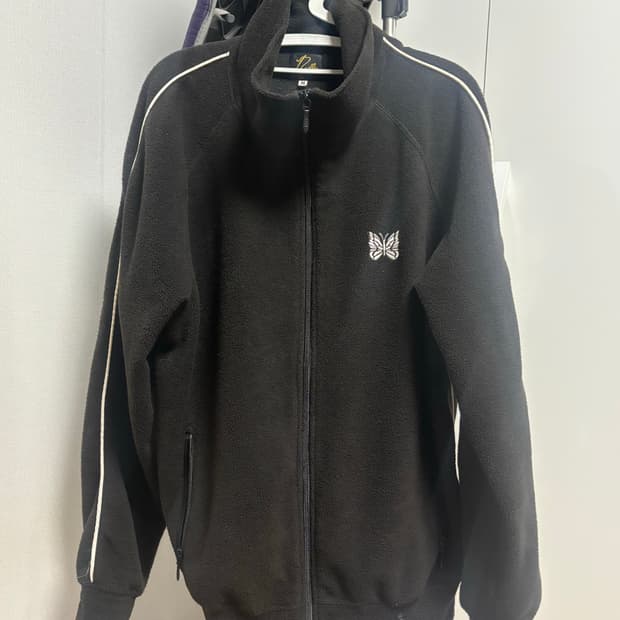 니들스 브라운 플리스 후리스