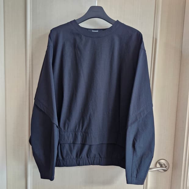 송지오 컬렉션 언더다트 레이어드 코쿤 크루넥 블랙 48