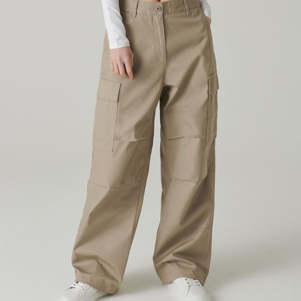 무신사 스탠다드 우먼즈 와이드 카고 팬츠 베이지