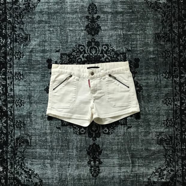 Dsquared2 지퍼 화이트 숏팬츠