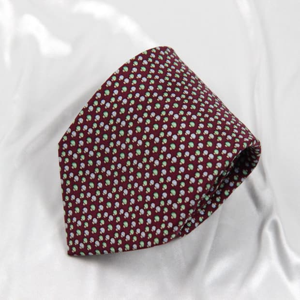 페라가모 9cm A등급 남자 명품 넥타이