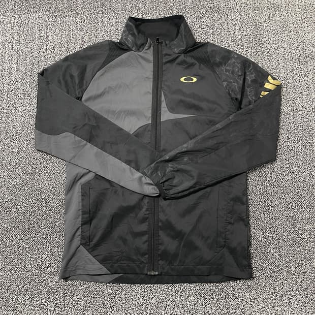 빈티지9. 오클리 고프코어 리프 패턴 윈드브레이크 바람막이 일본 빈티지