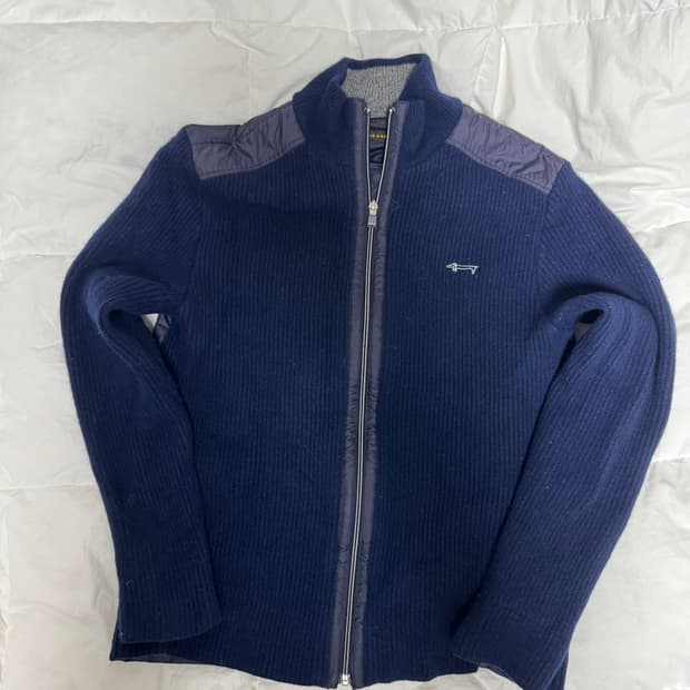 louis castal 니트집업