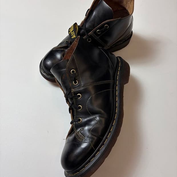 닥터마틴 22AW 처치 빈티지 몽키 부츠 Q1452