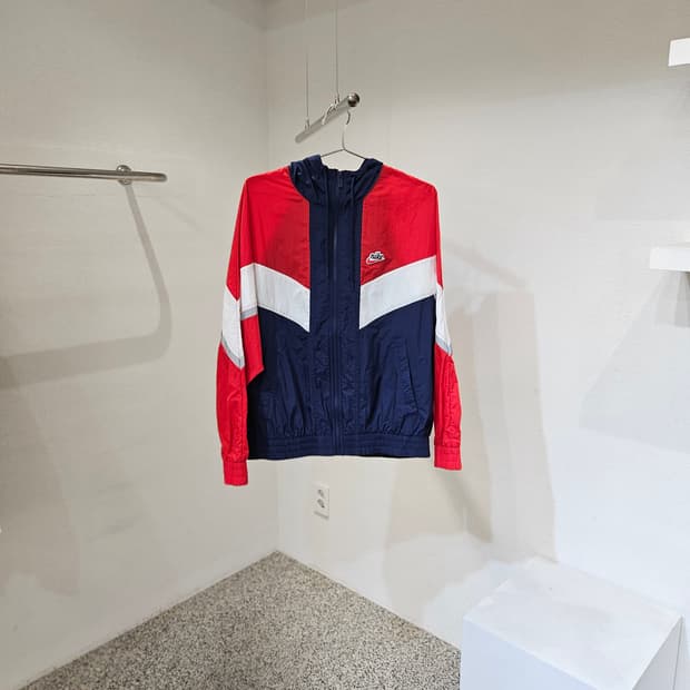 나이키 윈드러너 바람막이