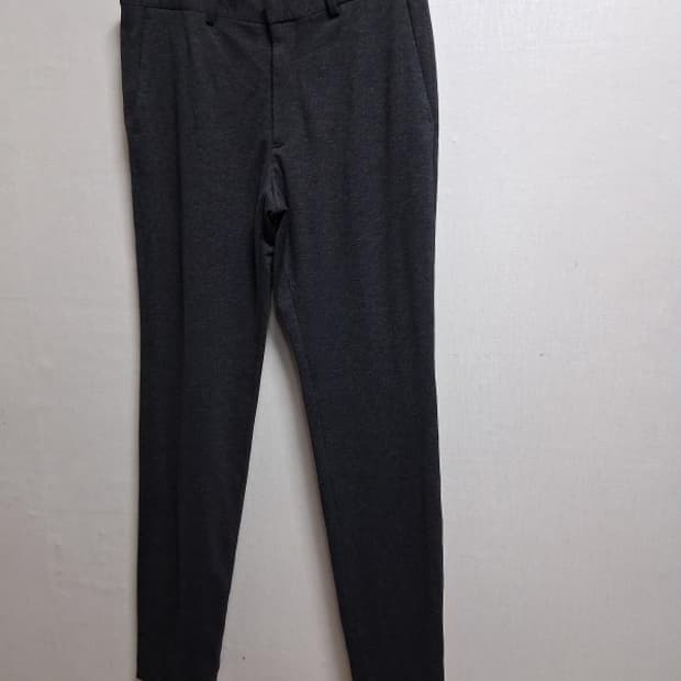 띠어리 남성 면저지팬츠 새거같은 상태 34인치 
원산지 일본산
상태 착용