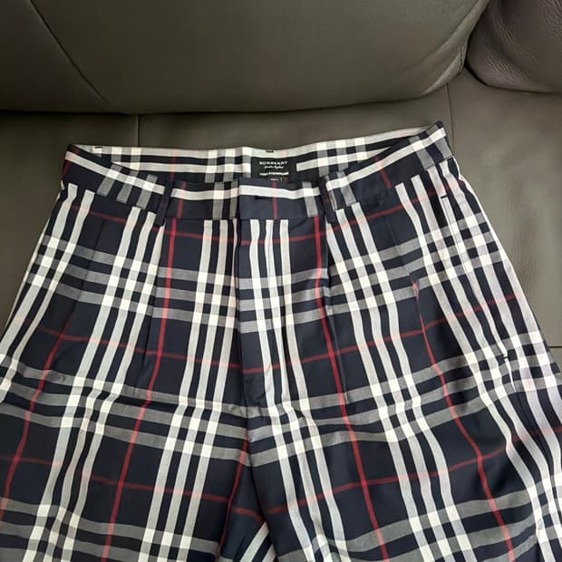고샤 버버리 네이비 팬츠