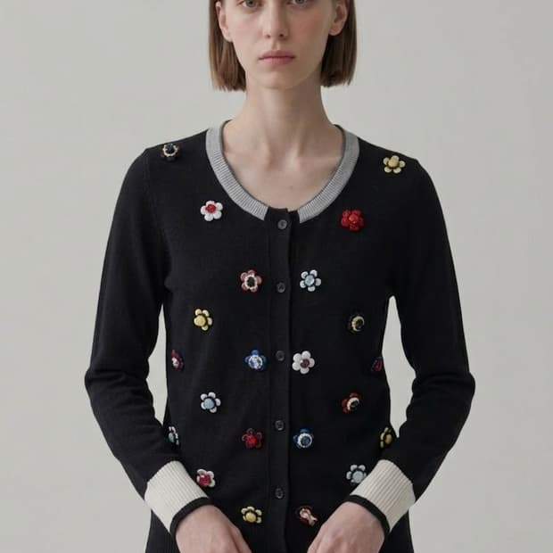 🌸 입체 플라워 아플리케 가디건 FREE | 캐시미어 혼방 · 유니크