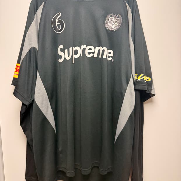 23fw supreme hooded soccer jersey XL