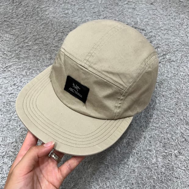 아크테릭스 캠프캡
