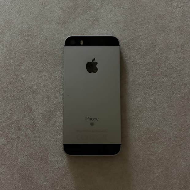 아이폰 se 스페이스 그레이 32GB 배터리 효율 100