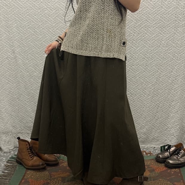 빈티지 캐주얼 모리 딥말차카키 플레어 롱스커트 K0146