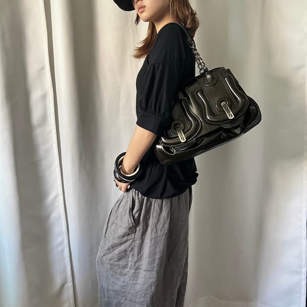 Fendi B shoulder bag