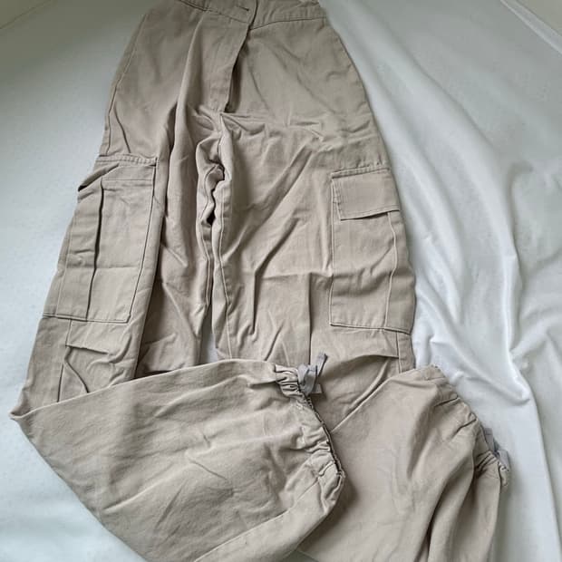 페스토 KNEE DETAIL PANTS FOG