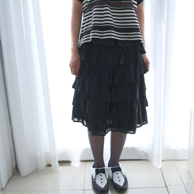Frill wrap skirt