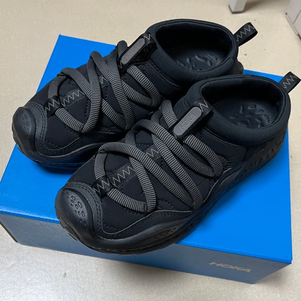 호카 오라프리모 250 블랙 실착 5회 미만