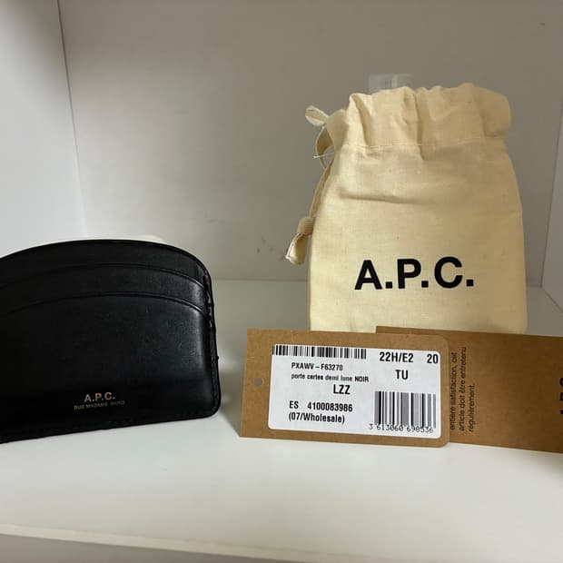 A.P.C 아페쎄 데미룬 하프문 카드지갑 블랙