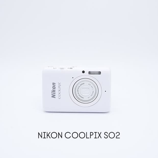 Nikon coolpix s02