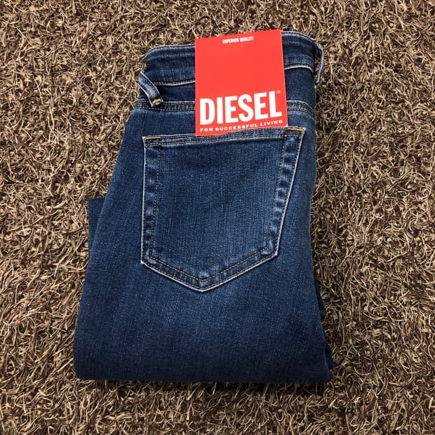 데드스탁 디젤 스키니진 데님 팬츠