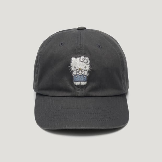 파르벵 x 헬로 키티 워시드 엠브로이디드 볼캡 차콜