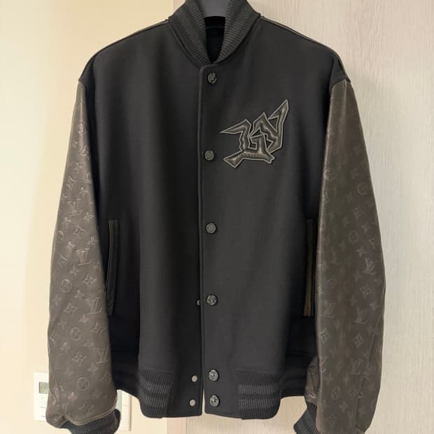 루이비통 바시티 자켓