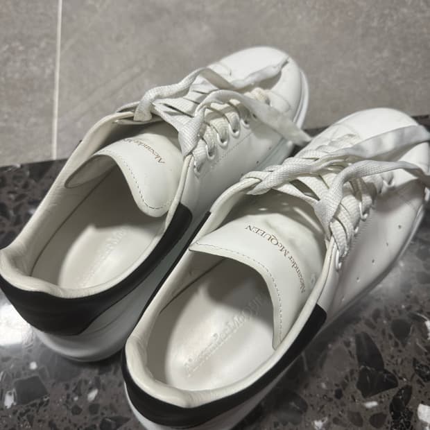 알렉산더 맥퀸 블랙탭 41