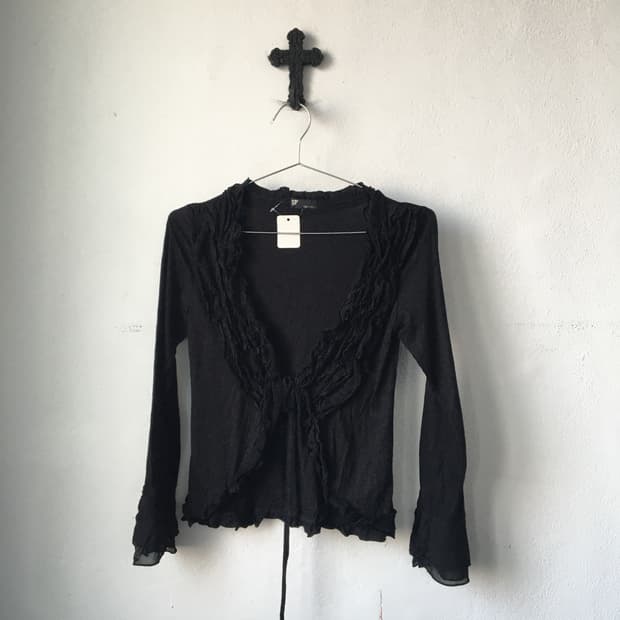 Frill point cardigan