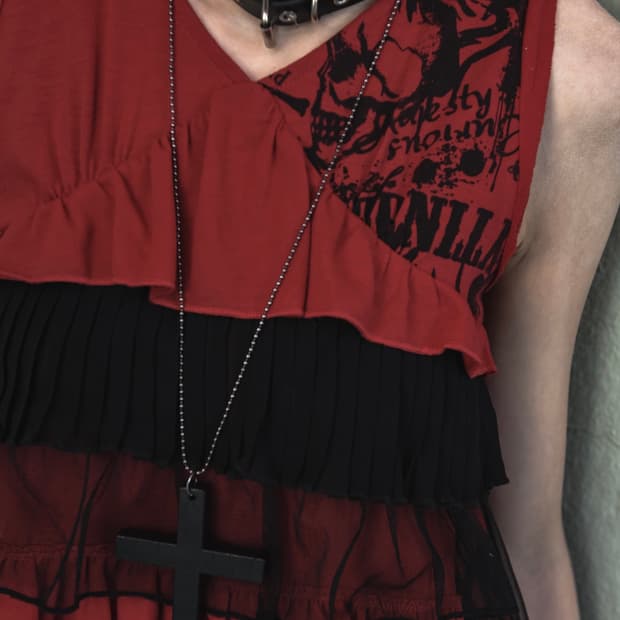 Black & Red Punk Sleeveless