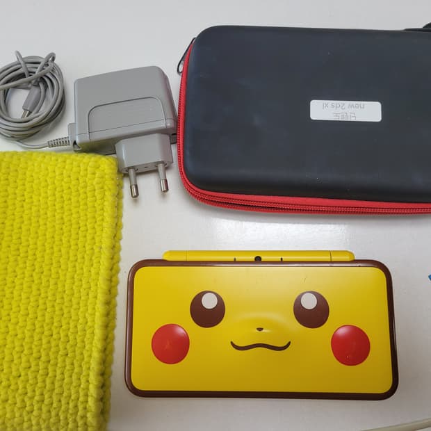 닌텐도 New 2DS XL 피카츄