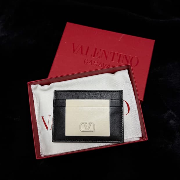 발렌티노 가라바니 카드지갑