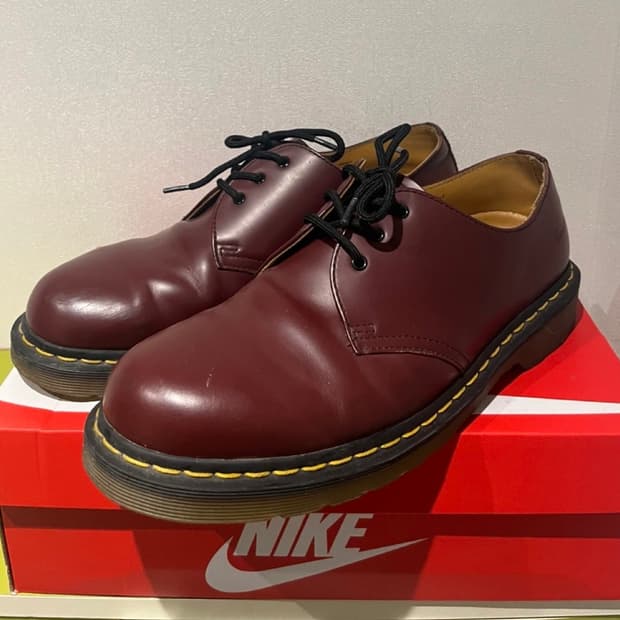 닥터마틴 1461 3홀 더비